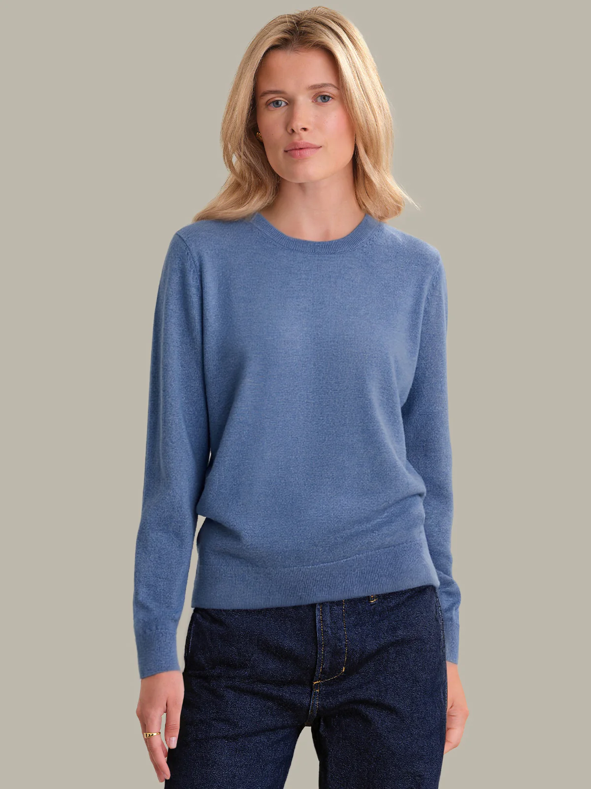 Alba: Cashmere Blend Crewneck