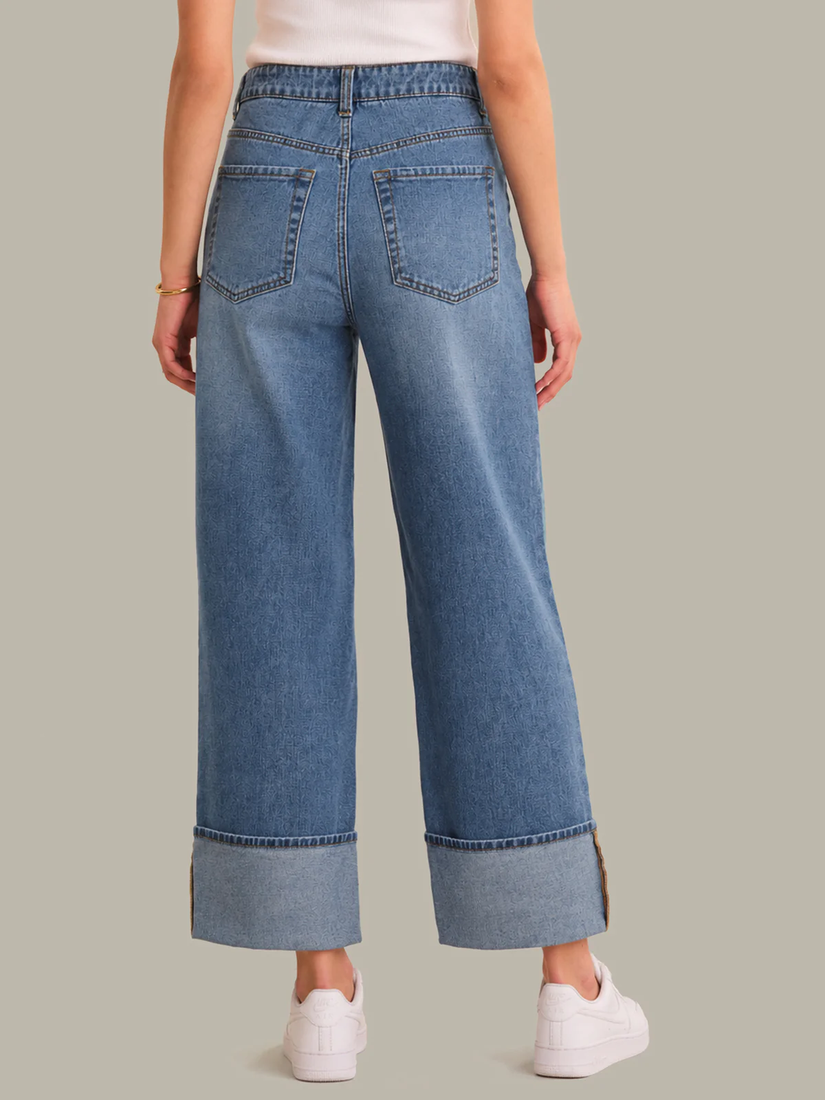 Amora: Mid-Rise Cropped Wide Leg Jeans - Image 3