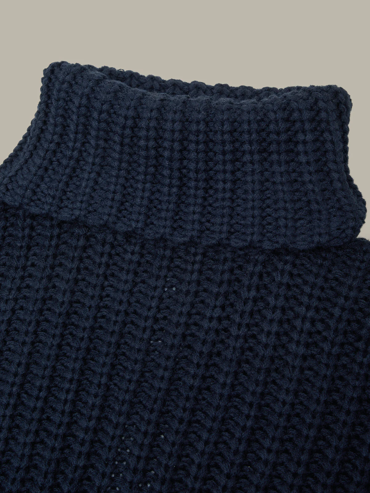 Vida: Turtleneck Shaker Pullover - Image 4